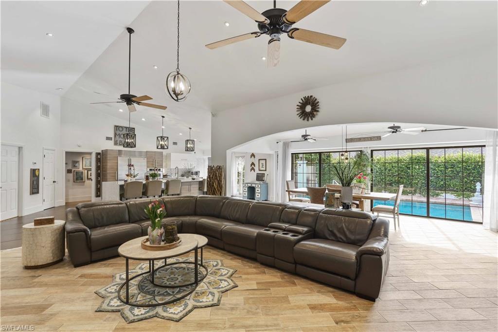 WHISKEY CREEK - Residential