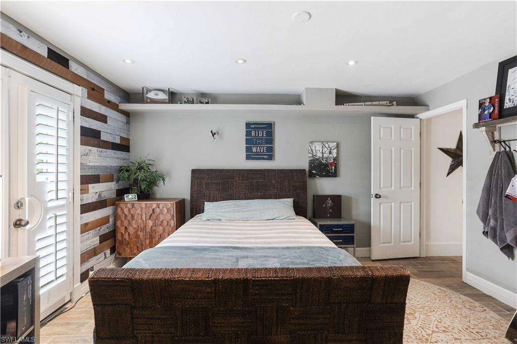 WHISKEY CREEK - Residential