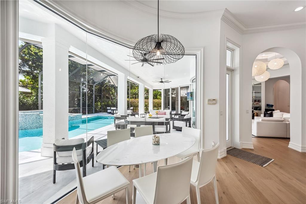 MOORINGS - Residential