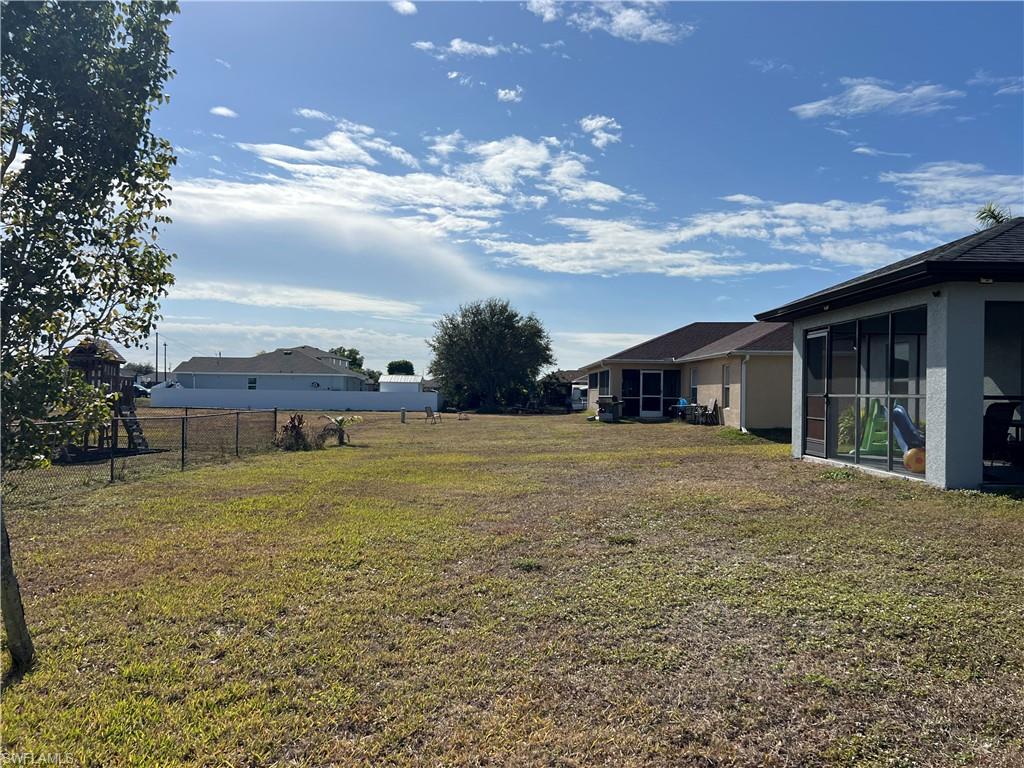 CAPE CORAL - Residential