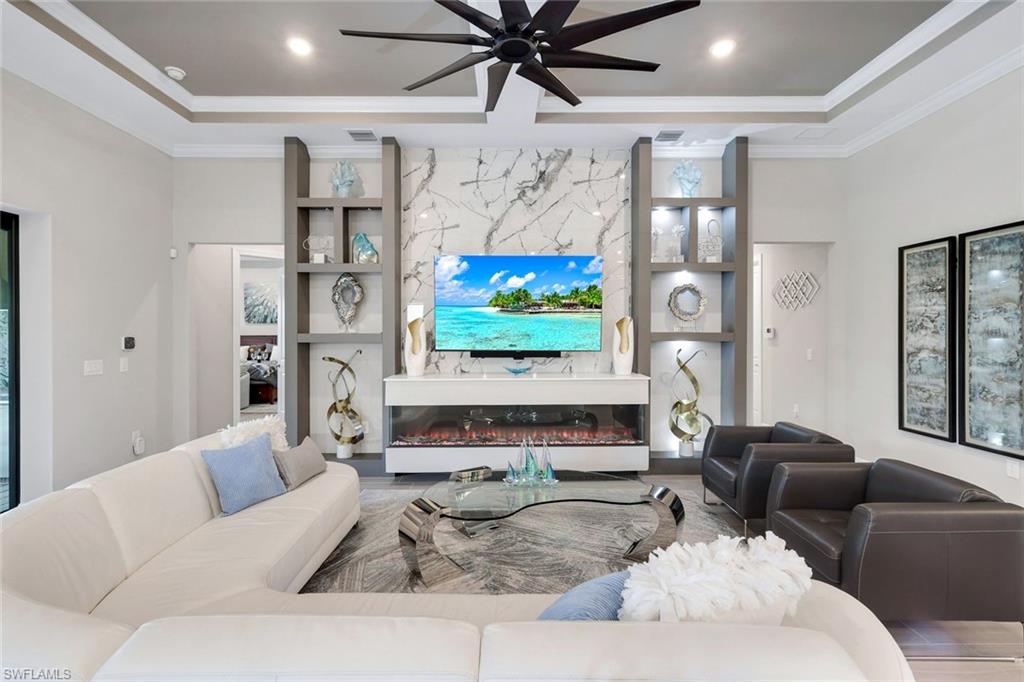 GREYHAWK AT GOLF CLUB OF THE EVERGLADES - Residential