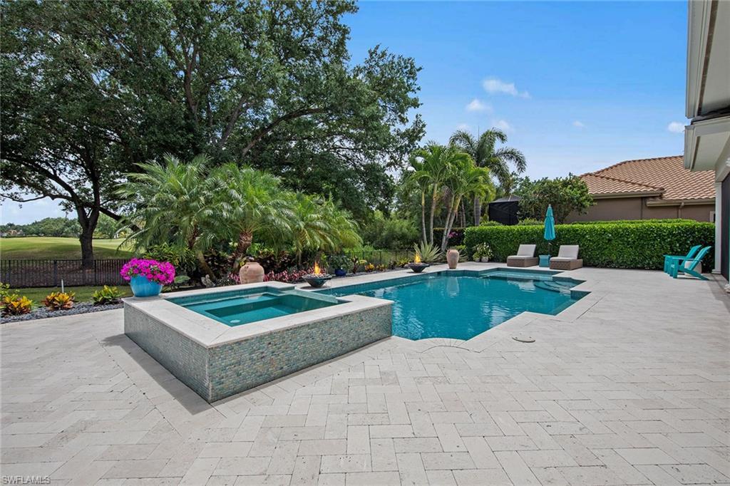 QUAIL WEST - Residential