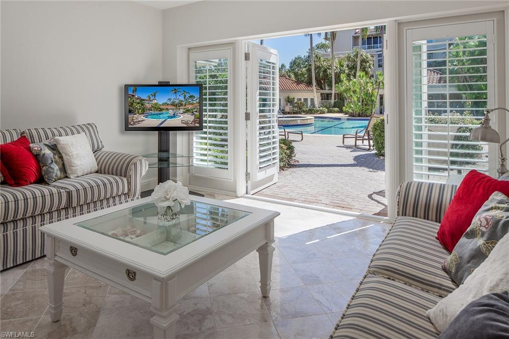 L'ERMITAGE AT GREY OAKS - Residential