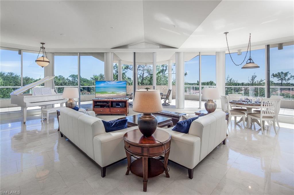 L'ERMITAGE AT GREY OAKS - Residential