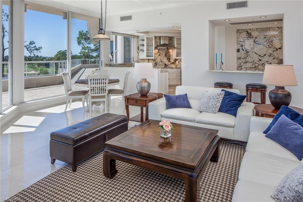 L'ERMITAGE AT GREY OAKS - Residential