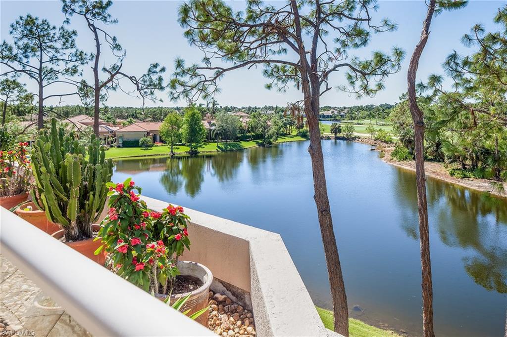 L'ERMITAGE AT GREY OAKS - Residential