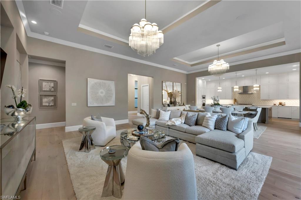 PARK SHORE - Residential