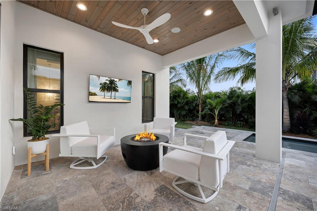 PARK SHORE - Residential