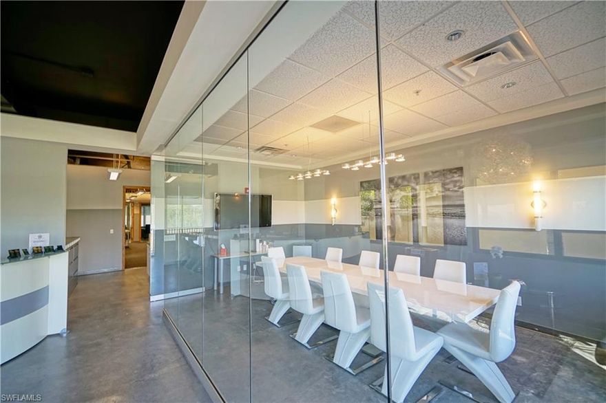 2 BEAUTIFUL, MODERN OFFICE SPACES AVAILABLE FOR RENT!
All fully furnished with conference room usage. Internet & coffee bar included. Office building is conveniently located with Colonial Blvd frontage. Beautifully maintained on the exterior and interior.
(1) 12x12 closed door space.
(1) 17x12 closed door office with meeting table.