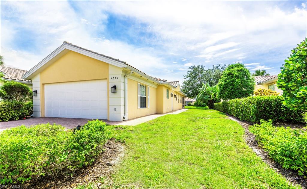 ISLAND WALK - Residential