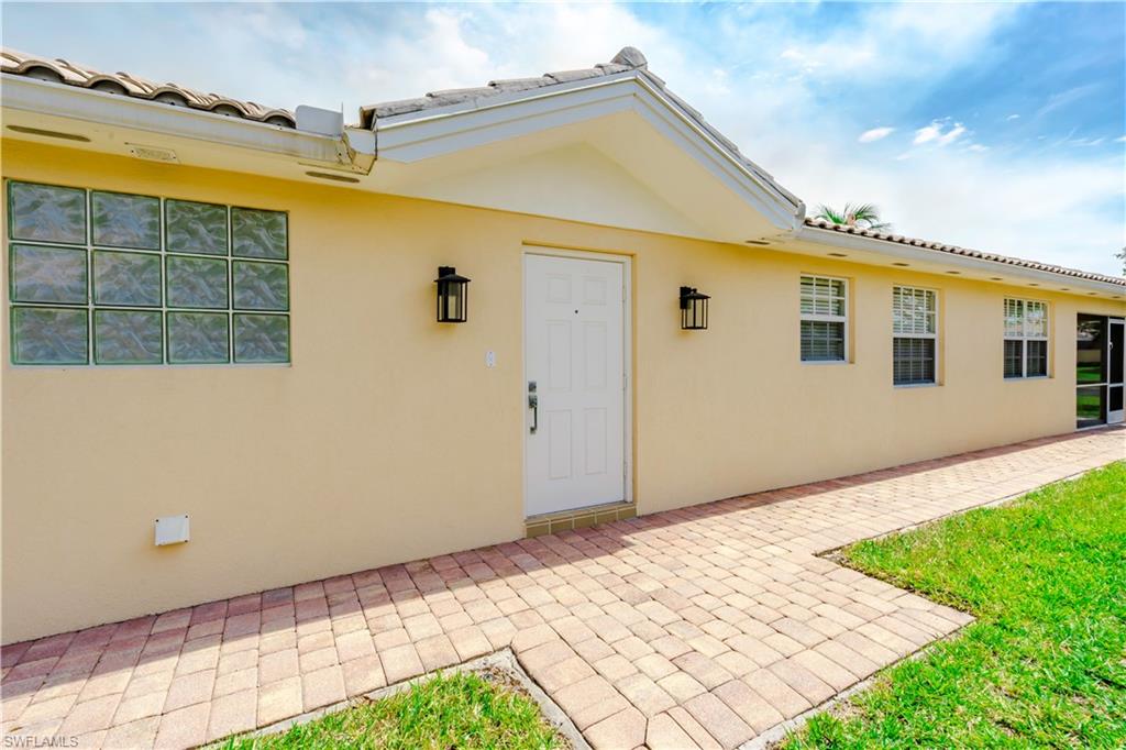 ISLAND WALK - Residential