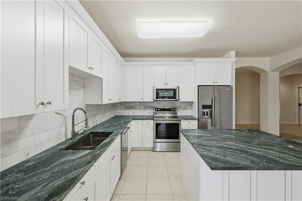 REFLECTION KEY - Residential Lease