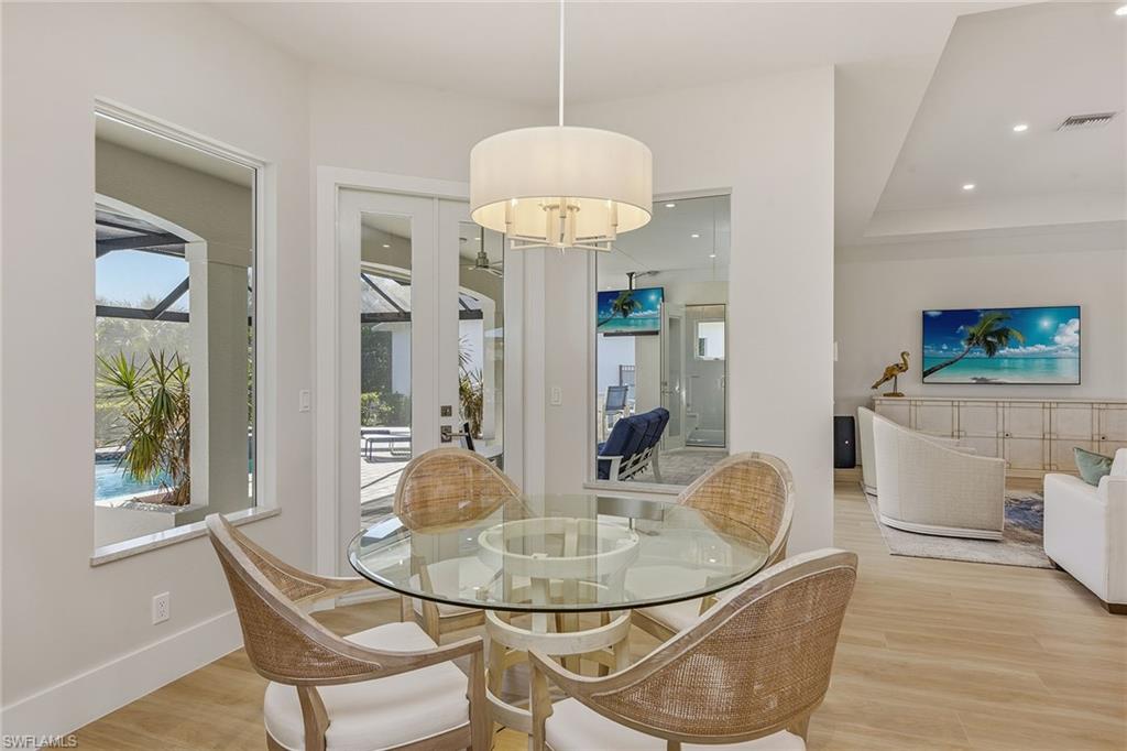 ESTATES - Residential