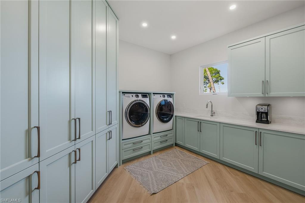 ESTATES - Residential