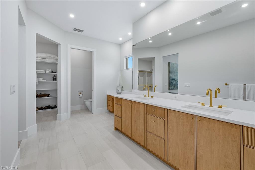 ESTATES - Residential