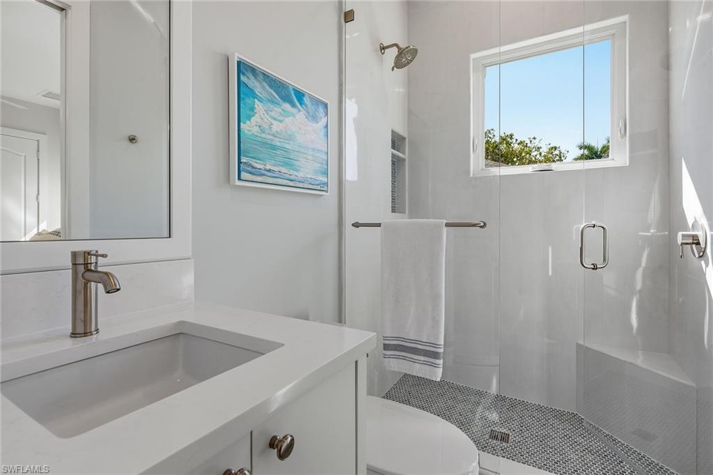 ESTATES - Residential