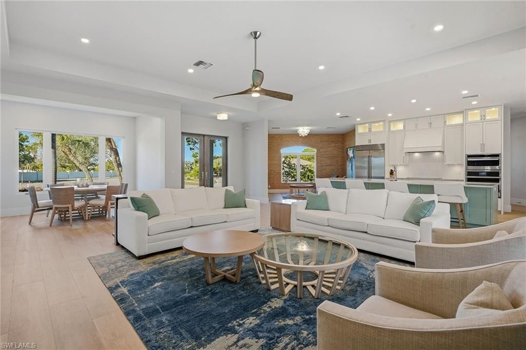 Photo of 535 Inlet DR, MARCO ISLAND, FL 34145 (MLS # 226005504)