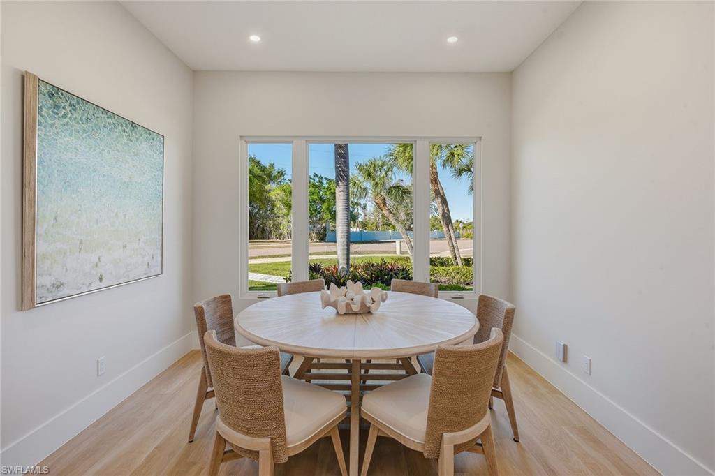 ESTATES - Residential