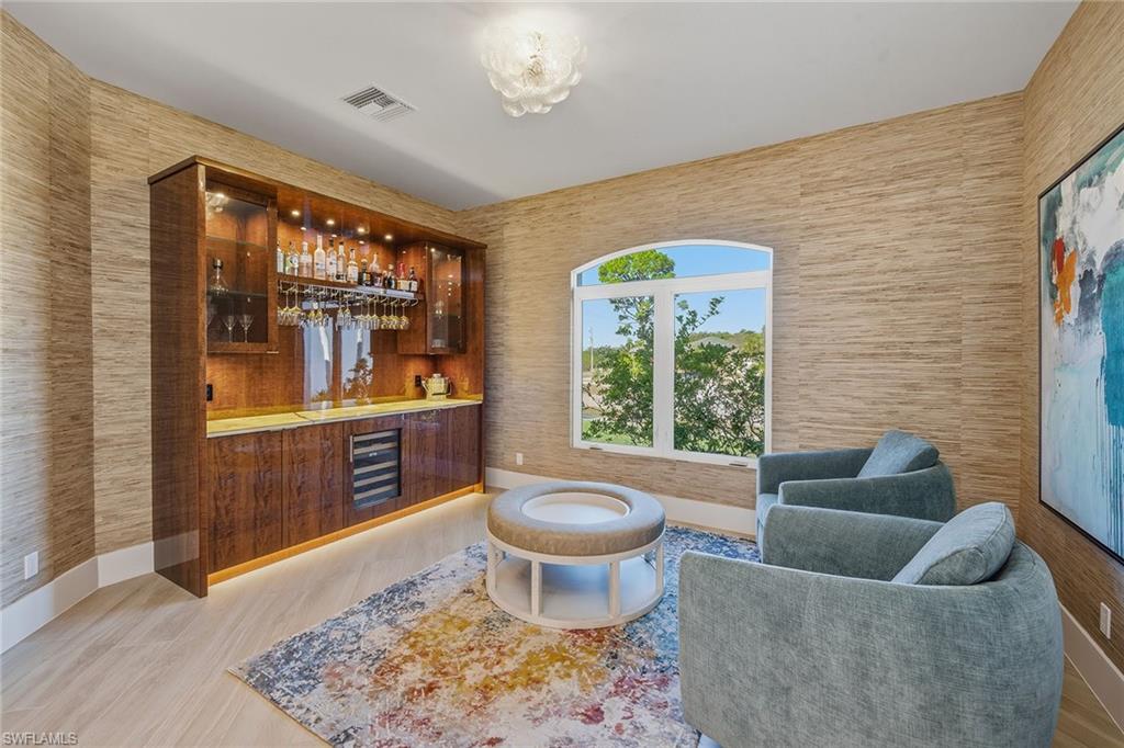 ESTATES - Residential