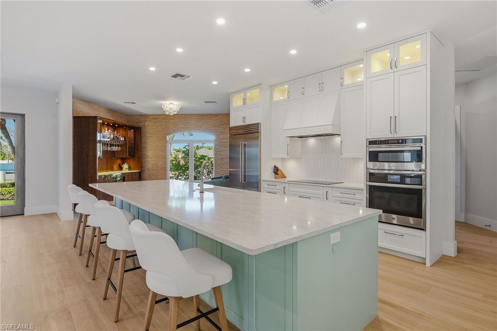 ESTATES - Residential