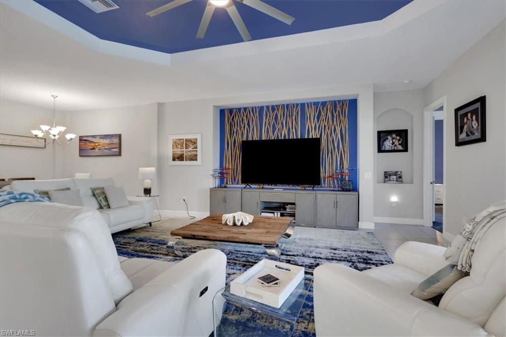 OYSTER HARBOR - Residential