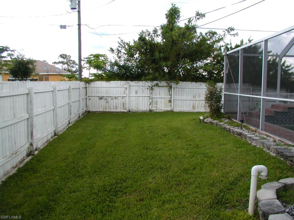 CAPE CORAL - Residential