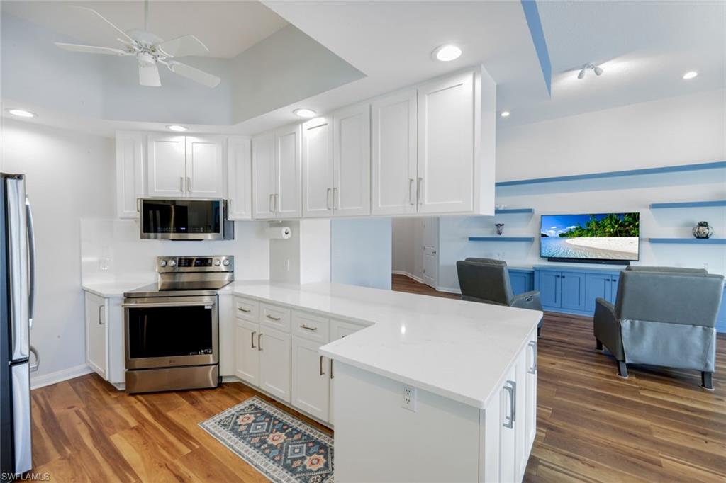 ISLAND WALK - Residential