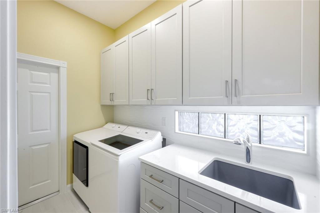 ISLAND WALK - Residential