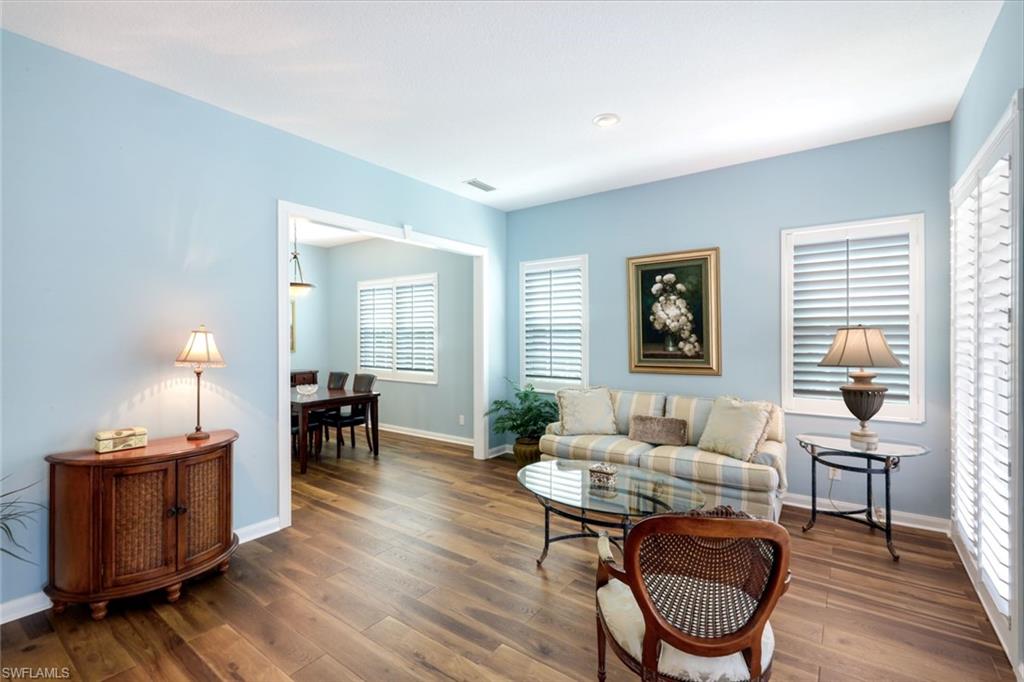 ISLAND WALK - Residential