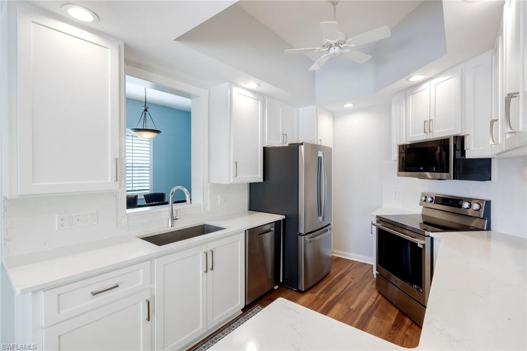 ISLAND WALK - Residential