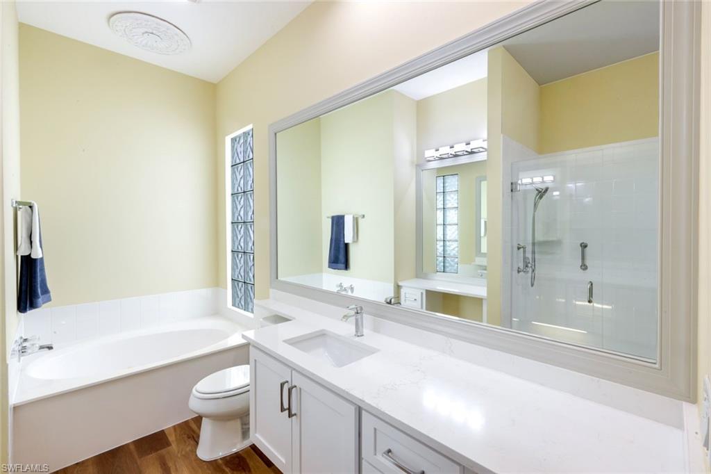 ISLAND WALK - Residential