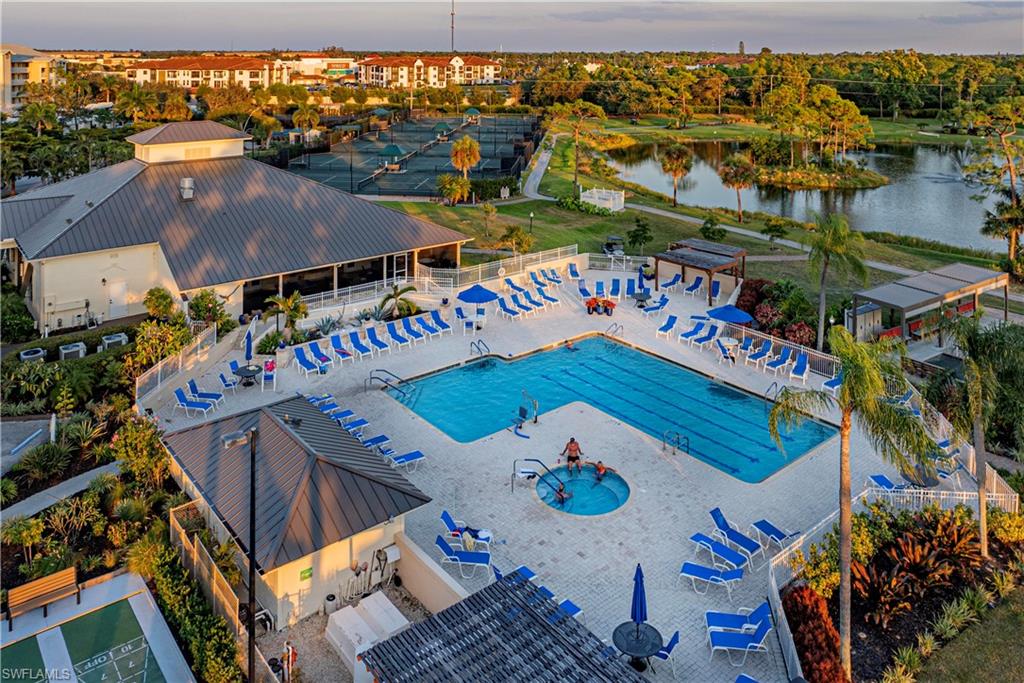 VILLAGE ON COURT SIDE - Residential