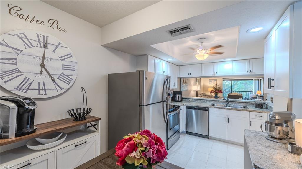 VILLAGE ON COURT SIDE - Residential