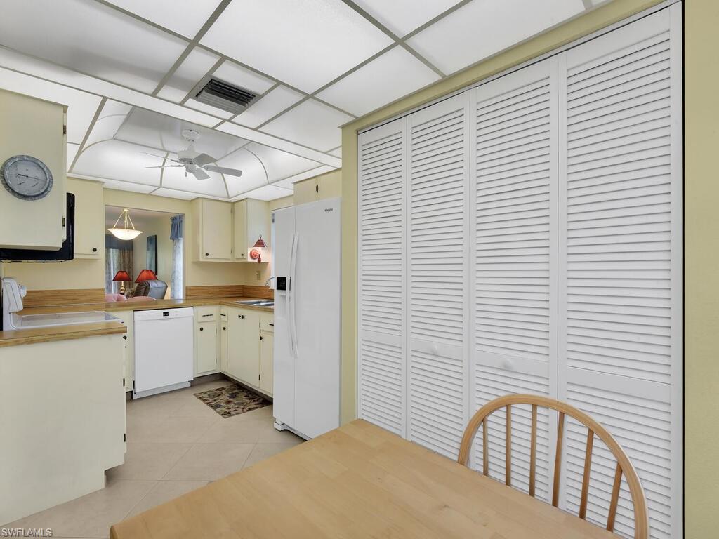 FOREST LAKES - Residential