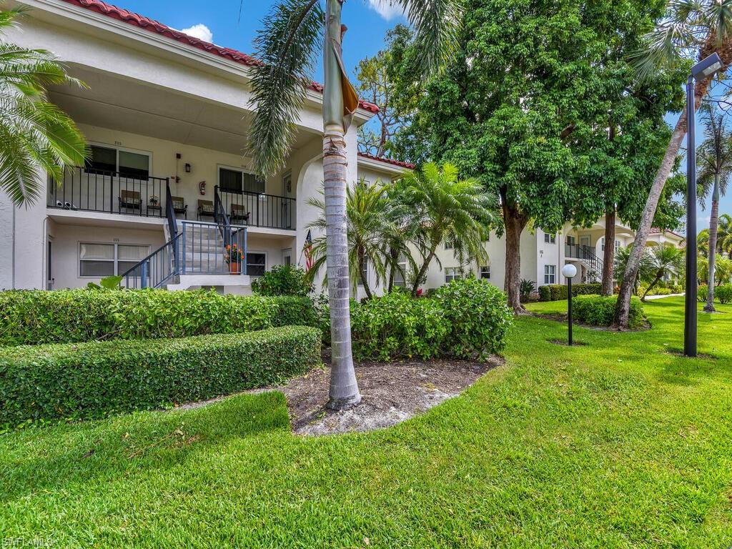 FOREST LAKES - Residential