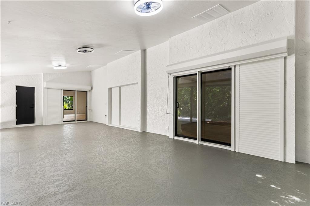 IMPERIAL GOLF ESTATES - Residential Lease