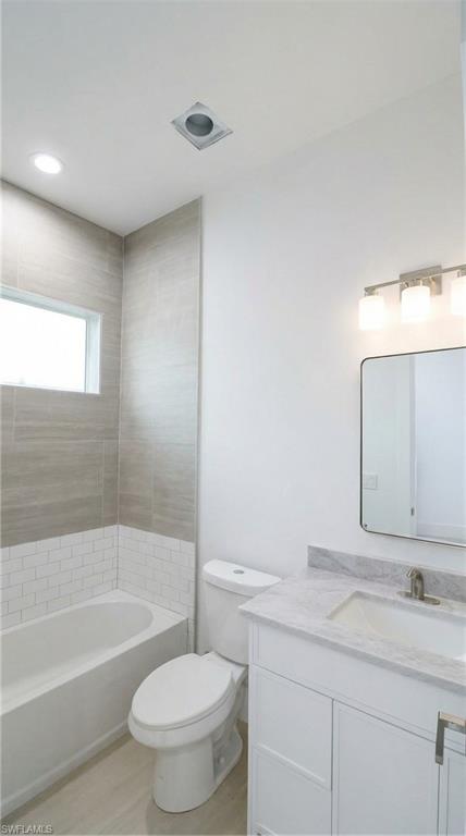 NAPLES PARK - Residential