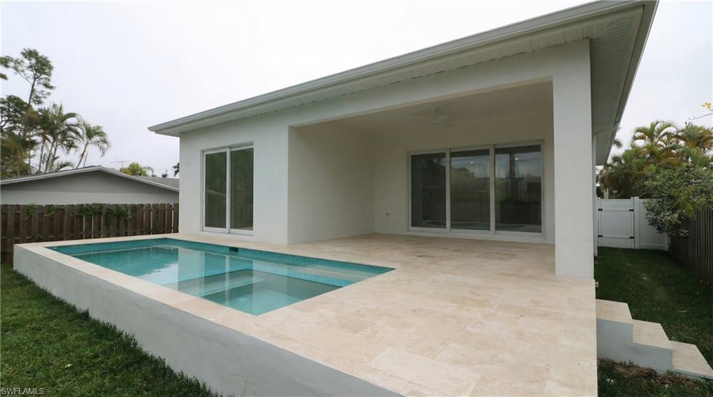 NAPLES PARK - Residential