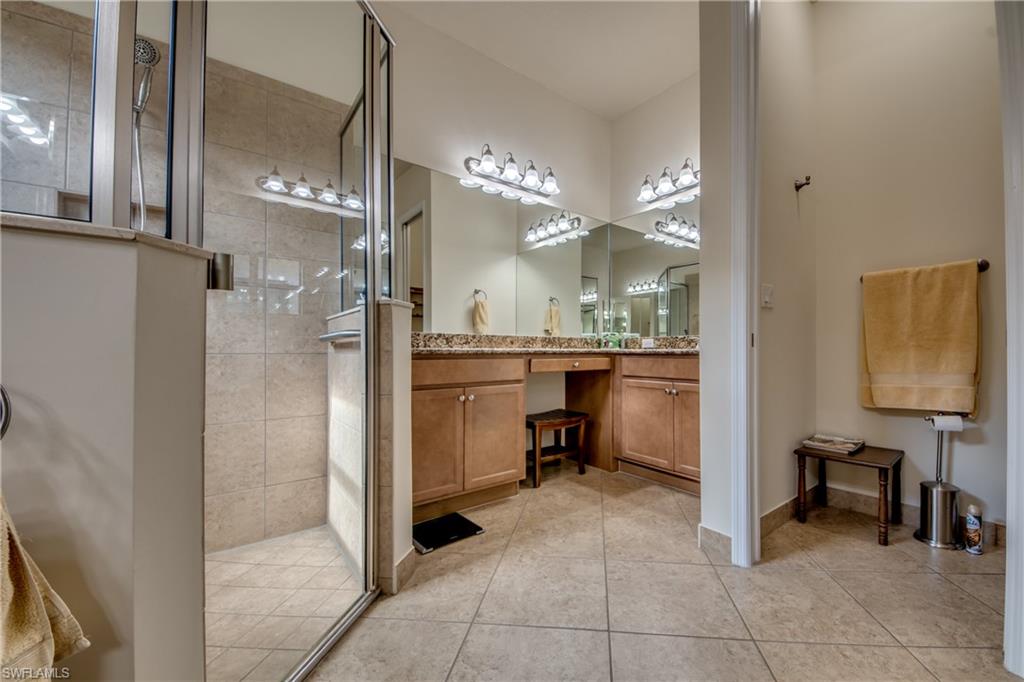 MARINA BAY - Residential