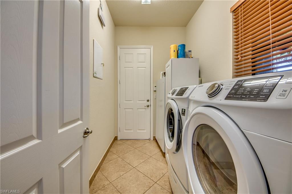 MARINA BAY - Residential