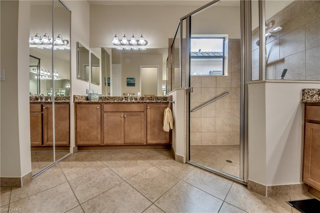 MARINA BAY - Residential