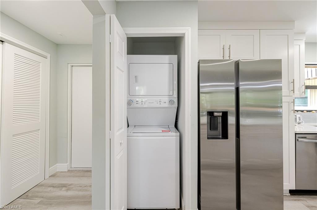 BLIND PASS CONDO - Residential