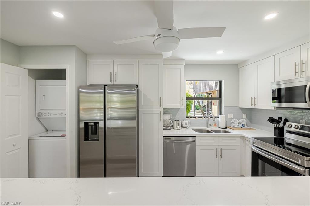 BLIND PASS CONDO - Residential