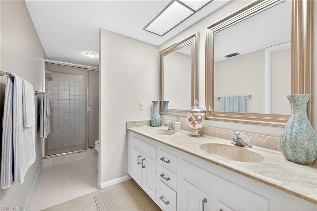 VANDERBILT SURF COLONY - Residential