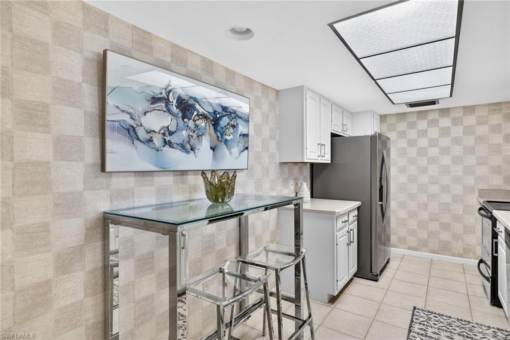 VANDERBILT SURF COLONY - Residential