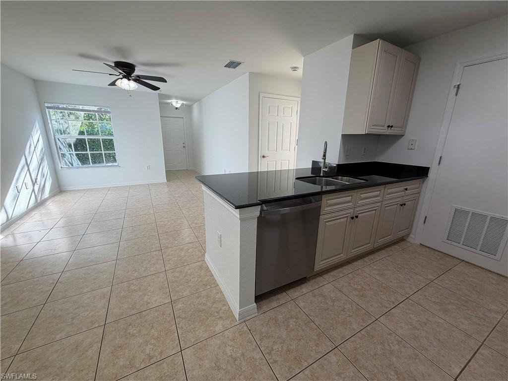 VANDERBILT PLACE - Residential Lease