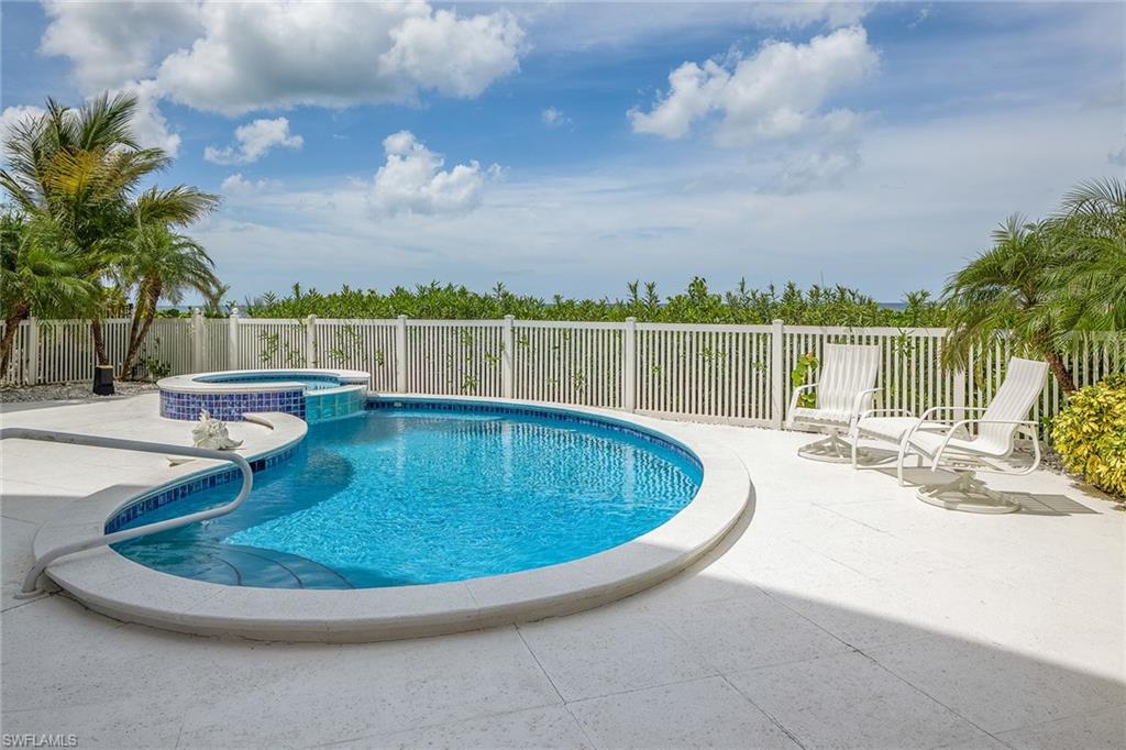 BONITA BEACH - Residential