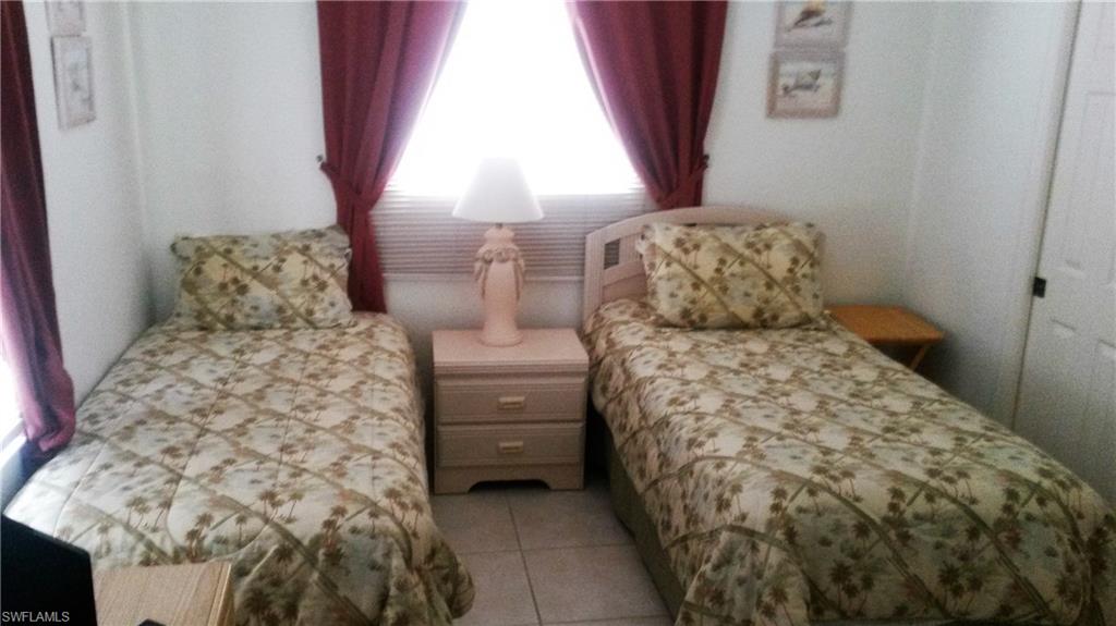 CAPTAINS BAY SOUTH - Residential