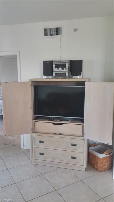 CAPTAINS BAY SOUTH - Residential