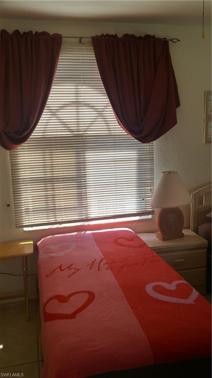 CAPTAINS BAY SOUTH - Residential